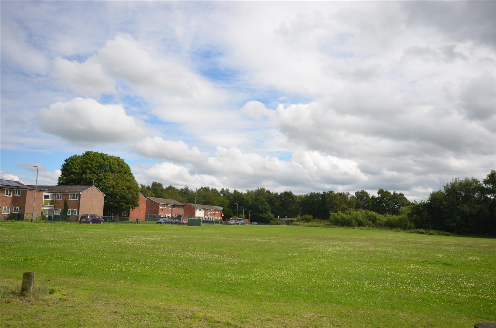 Springfield, Rainford, St. Helens - Stapleton Derby