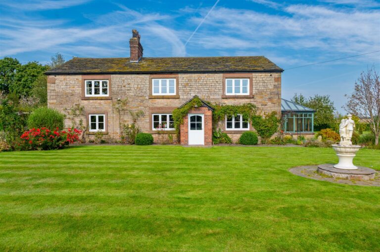 Clay Lane, Eccleston St. Helens