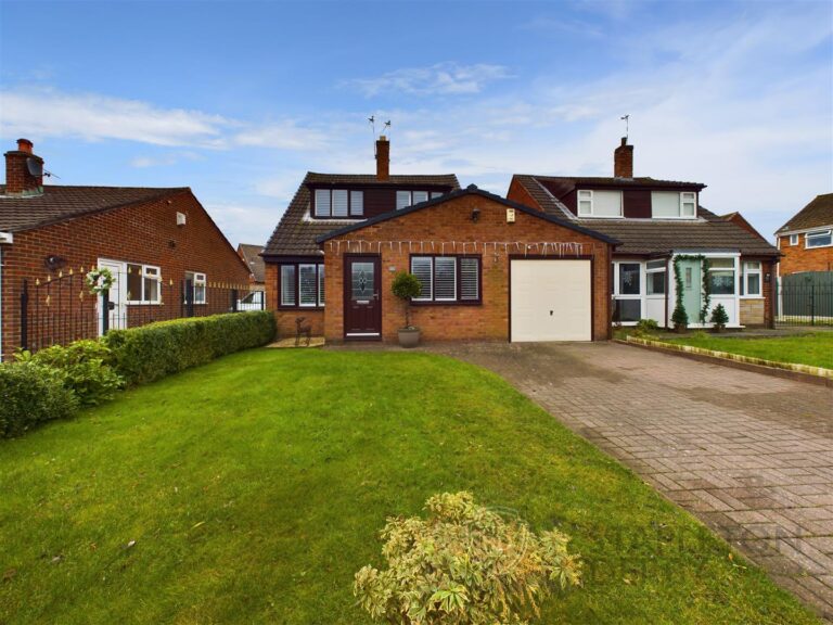 Scarisbrick Road, Rainford, St. Helens