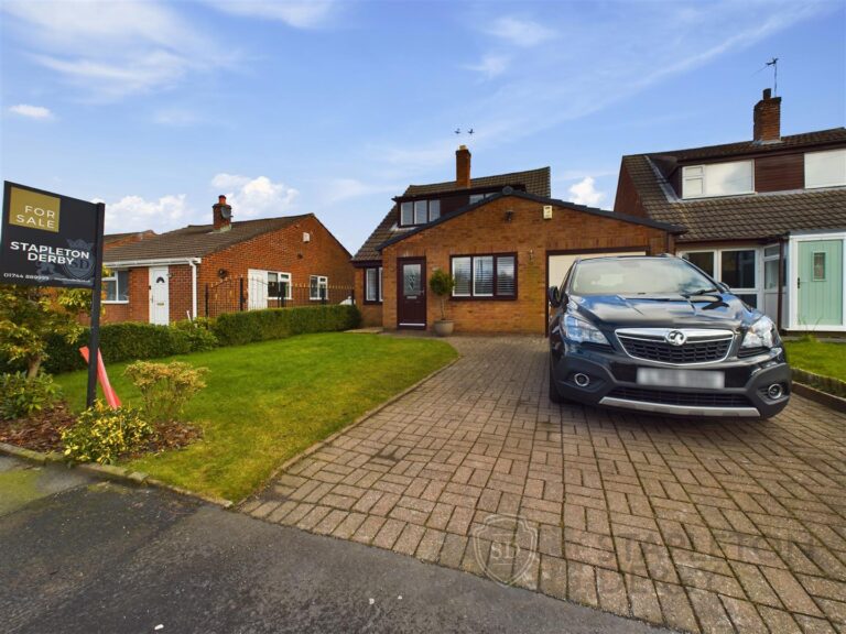 Scarisbrick Road, Rainford, St. Helens