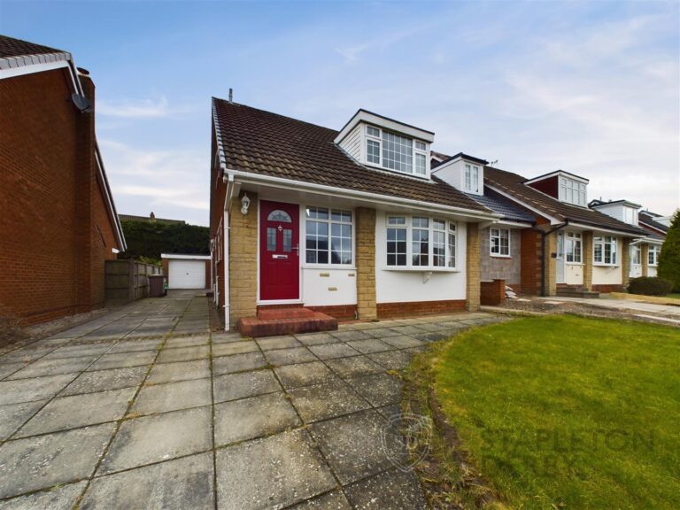 Heyes Grove, Rainford, St. Helens